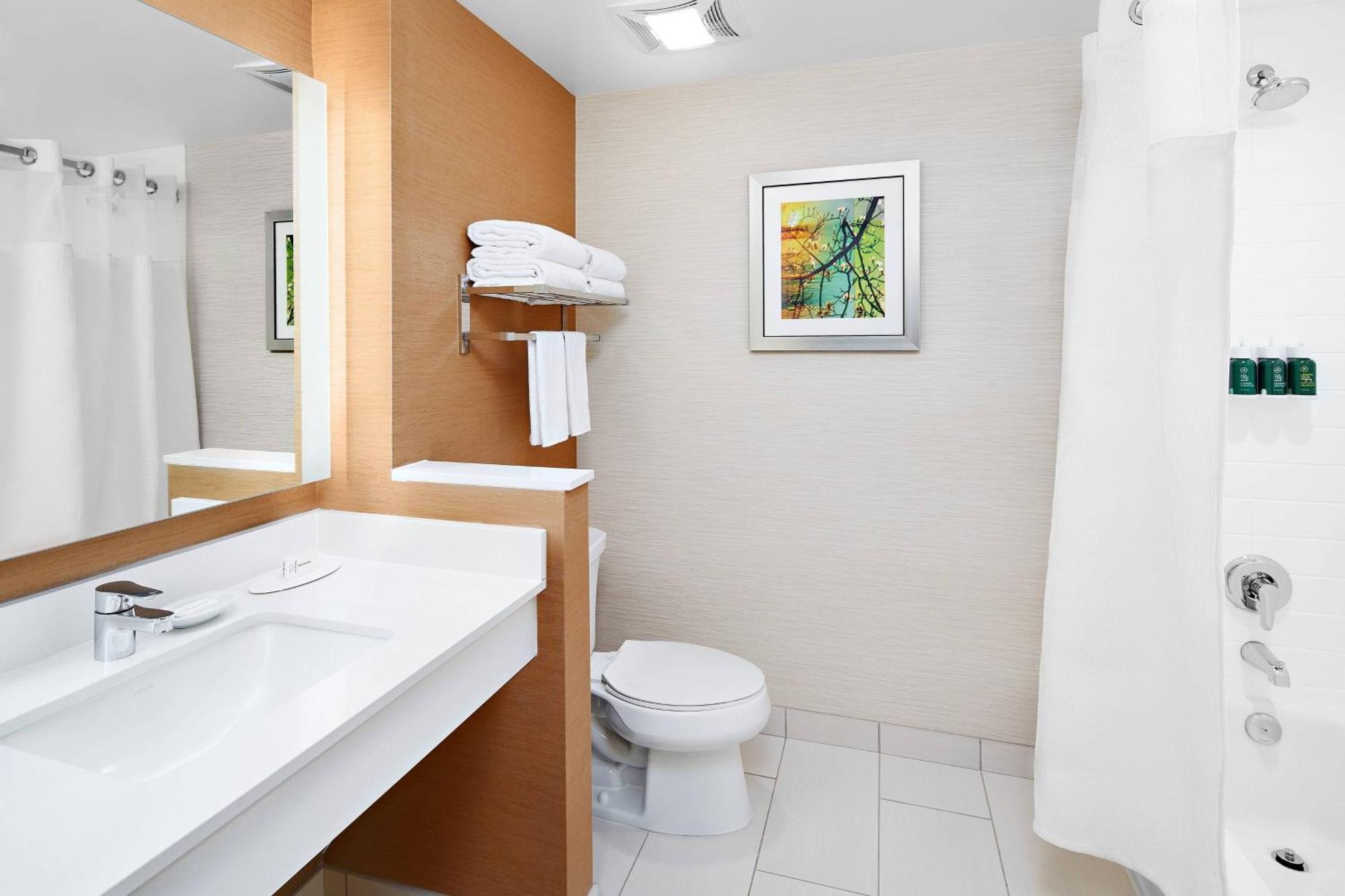 Fairfield Inn & Suites By Marriott Fresno Yosemite International Airport Exteriör bild