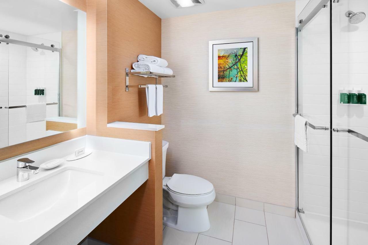 Fairfield Inn & Suites By Marriott Fresno Yosemite International Airport Exteriör bild