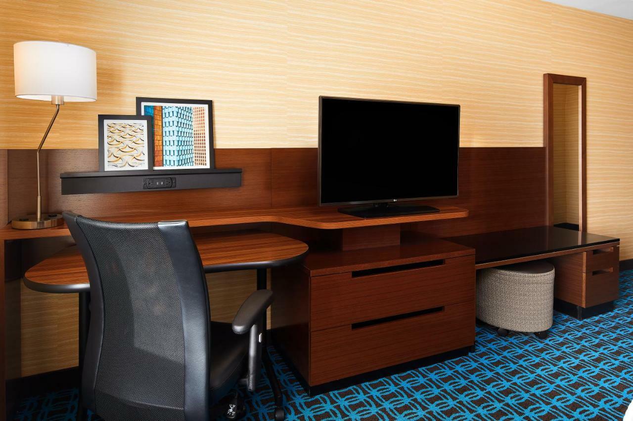 Fairfield Inn & Suites By Marriott Fresno Yosemite International Airport Exteriör bild